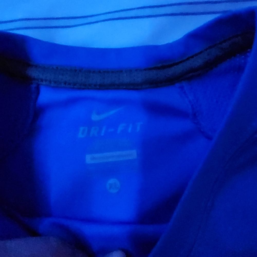 Nike boys muscle shirt